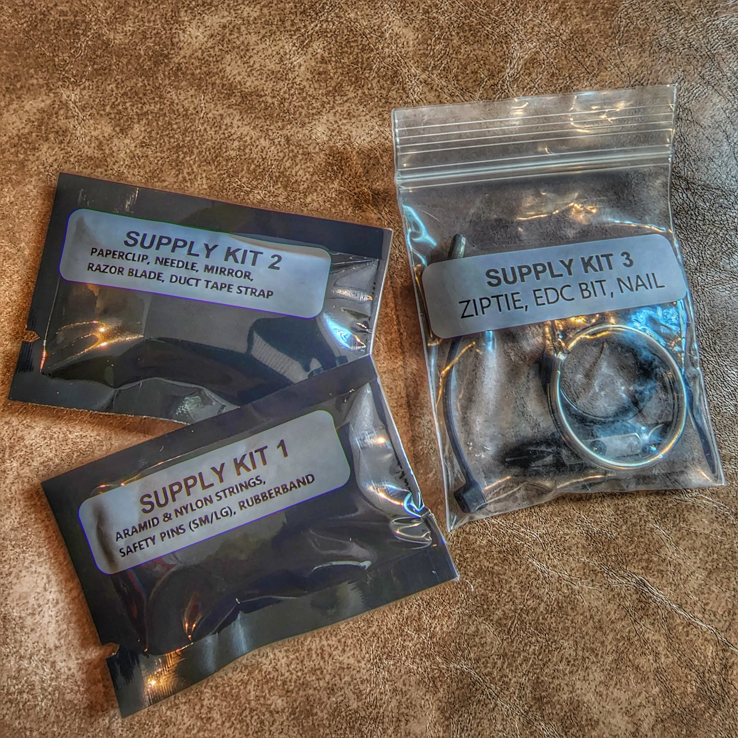 Supply MacGyver Patch Kit: Everyday Carry items for improvising in tasks completions